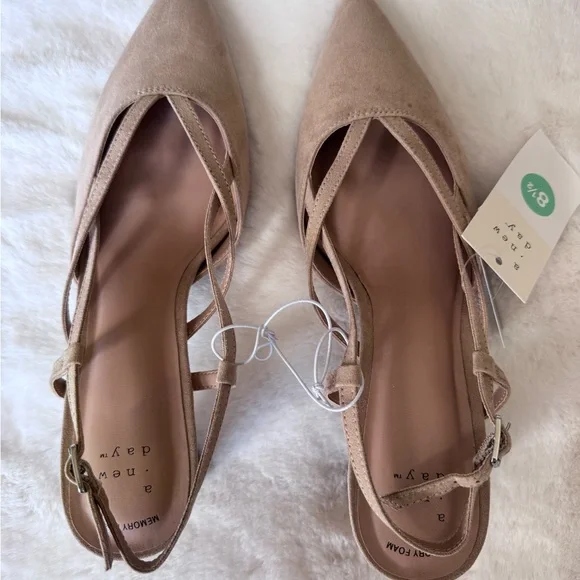 A New Day Women's Beige Strappy Heels Size 8 1/2 - Picture 4 of 6